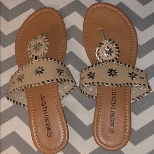 Off brand jack rogers